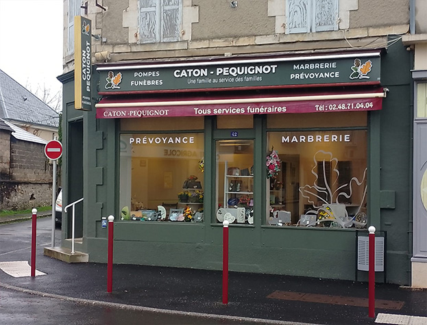 Fleurissement des pierres tombales